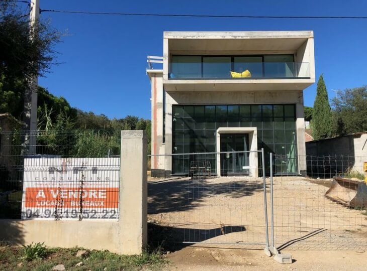 Locaux Sainte Maxime 1